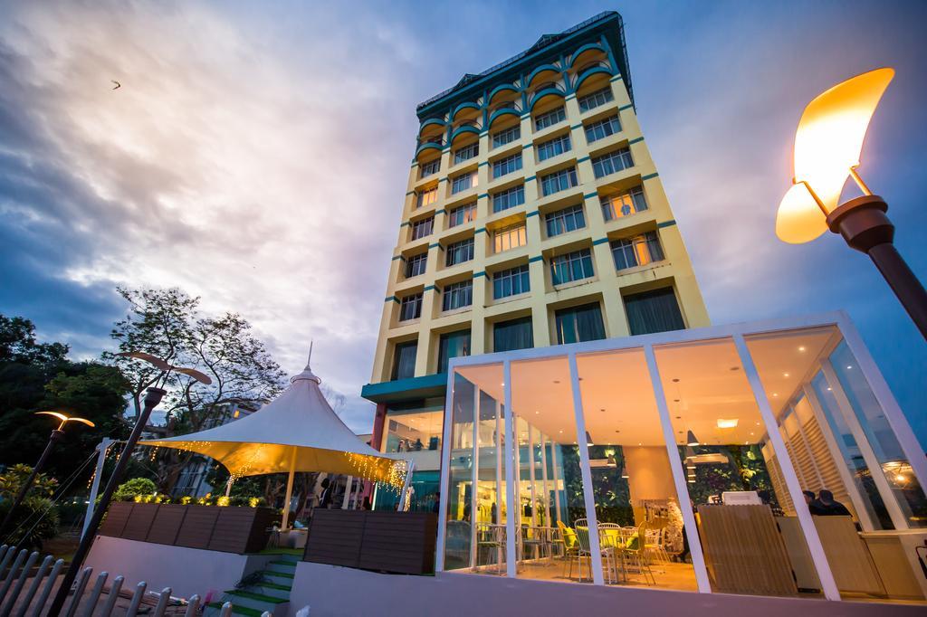 Mega View Hotel Kuantan Exterior photo